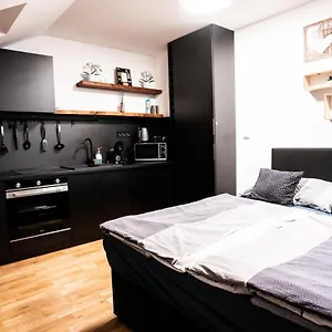 https://exclusive-apartman-prague-jecna.praguehotelsweb.com