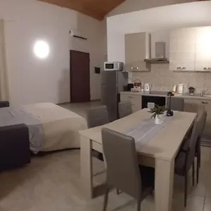 https://villa-corte-malpensa.italymilanhotels.net